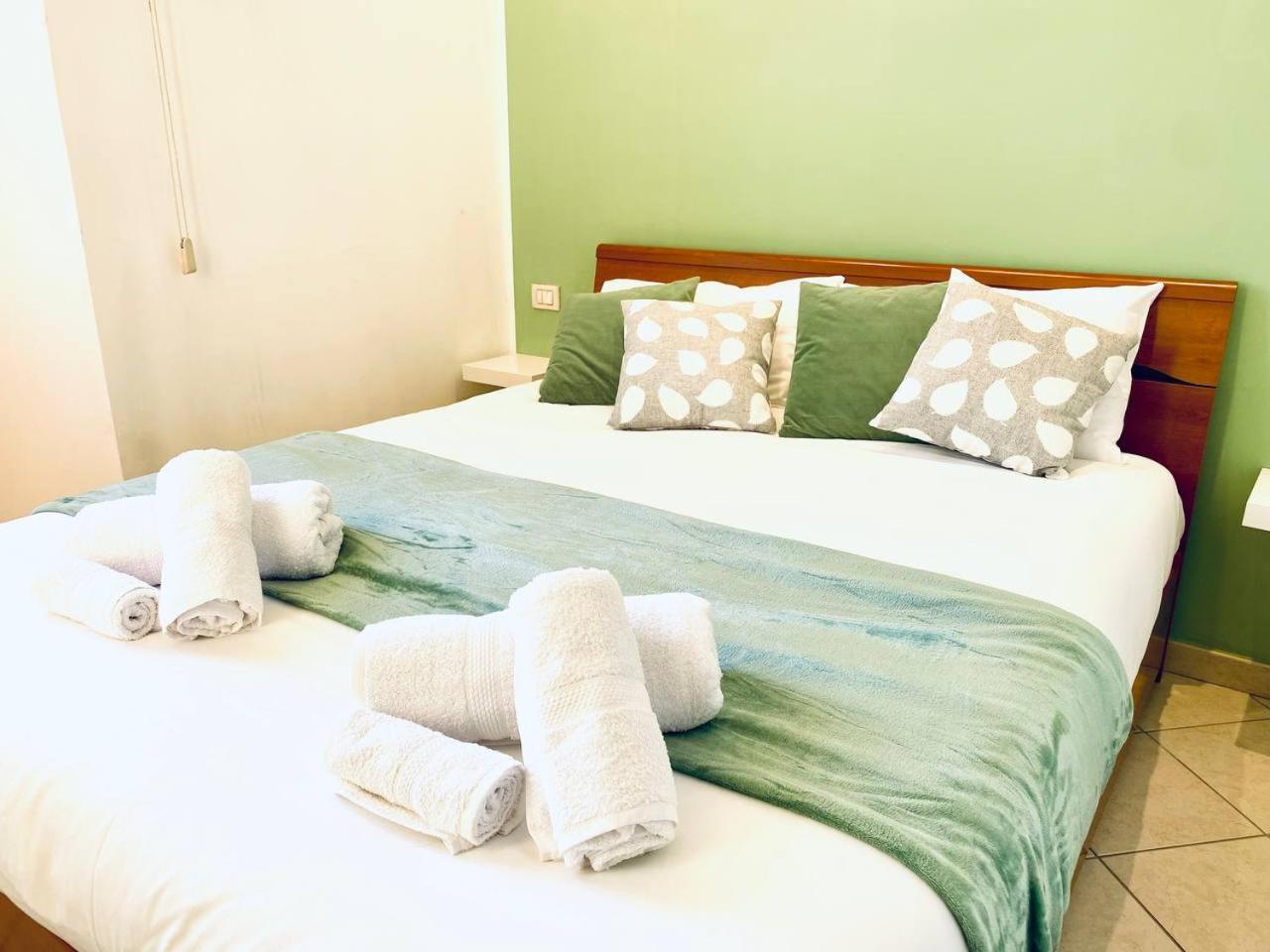 Ringhiera House Tertulliano - Free Street Parking Nearby Apartment Milano Exterior foto